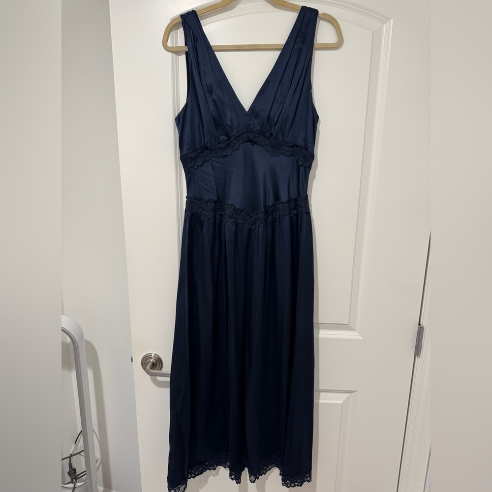 Reformation Stasia Sleeveless Silk Midi Dress in Navy - Picture 6 of 12